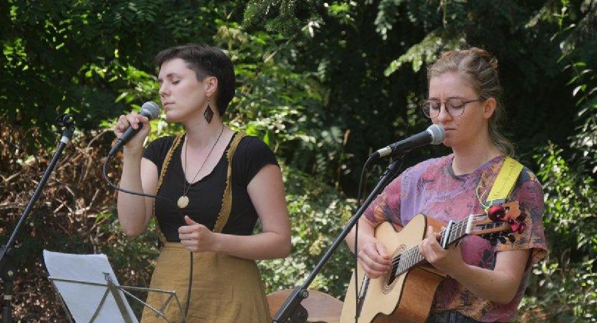 Like Peppermind & Honey